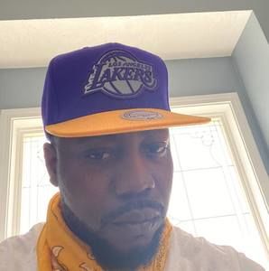 Meet your Posher, Zachary